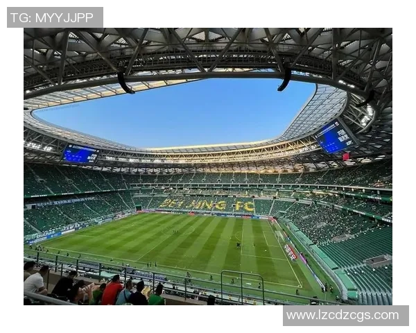 足球的魅力与激情在绿茵场上绽放每一次进球都是梦想的实现与团队的荣耀